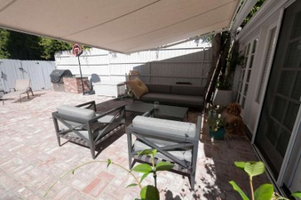 Enlarge photo 18