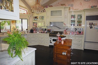 Enlarge photo 13