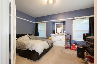 Enlarge photo 25