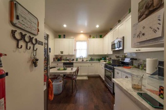 Enlarge photo 24