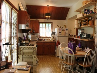 Enlarge photo 83