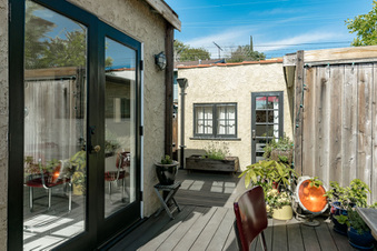 Enlarge photo 24