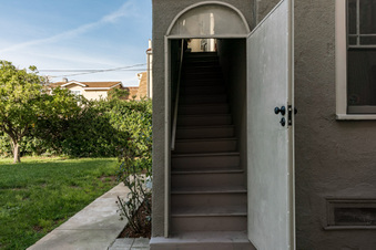 Enlarge photo 26