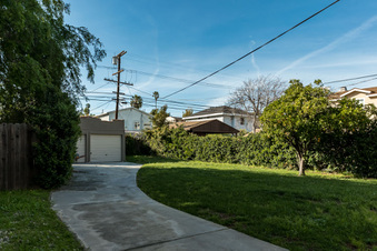 Enlarge photo 29