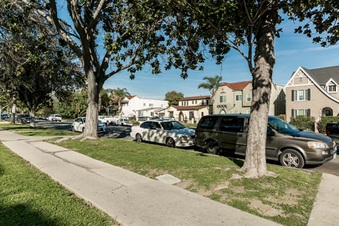 Enlarge photo 35