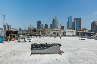Enlarge photo 51