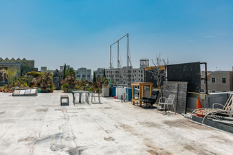 Enlarge photo 66