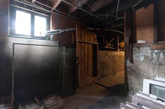 Enlarge photo 69