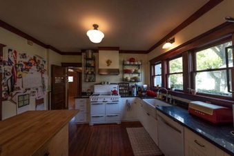 Enlarge photo 23