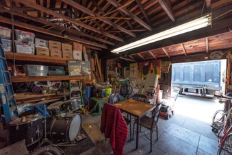 Enlarge photo 61