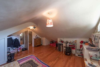 Enlarge photo 68