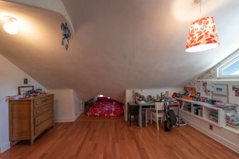 Enlarge photo 70