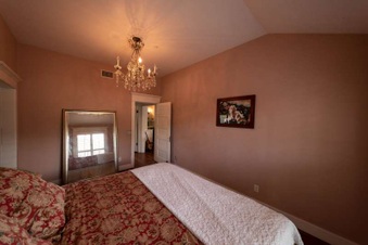 Enlarge photo 41