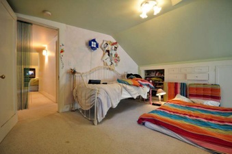 Enlarge photo 49