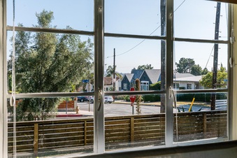 Enlarge photo 24