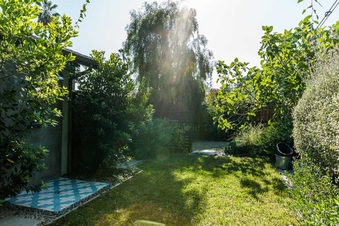 Enlarge photo 46