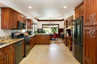 Enlarge photo 11
