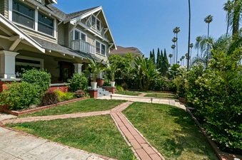 Enlarge photo 2