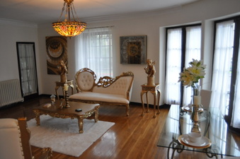 Enlarge photo 2