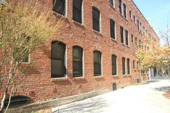 Enlarge photo 17