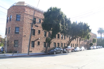 Enlarge photo 44