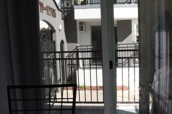 Enlarge photo 33