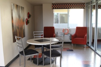Enlarge photo 23