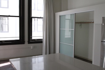 Enlarge photo 16