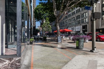 Enlarge photo 35