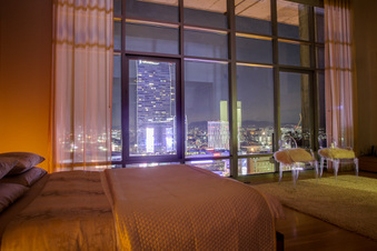 Enlarge photo 44