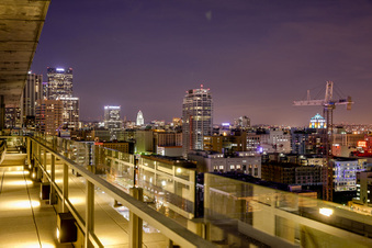 Enlarge photo 89