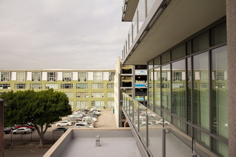 Enlarge photo 52