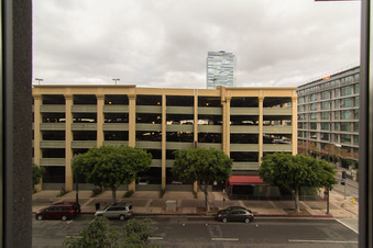 Enlarge photo 25