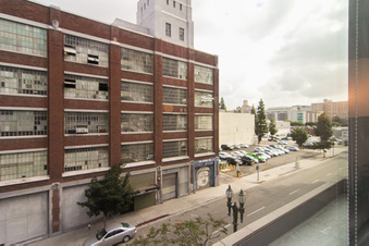 Enlarge photo 28