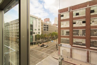 Enlarge photo 29