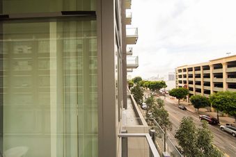 Enlarge photo 44