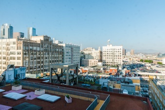 Enlarge photo 21