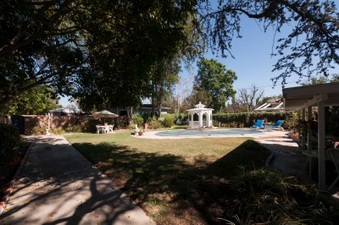 Enlarge photo 64