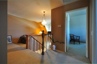Enlarge photo 33