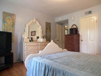 Enlarge photo 25
