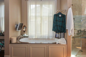 Enlarge photo 33