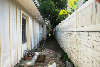 Enlarge photo 49