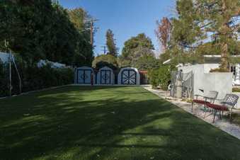 Enlarge photo 53