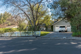 Enlarge photo 53