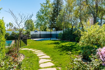 Enlarge photo 39