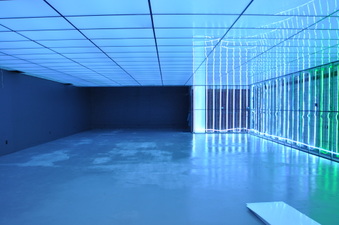 8668 Washington Futuristic studio