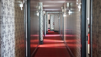 Enlarge photo 37