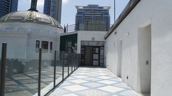 Enlarge photo 67