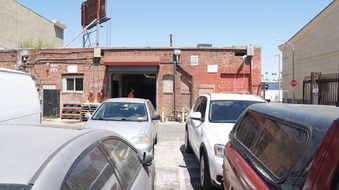 Enlarge photo 4