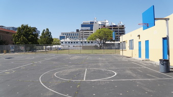 Enlarge photo 14